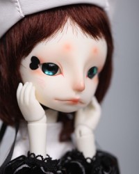 24cm Hilary Head 24cm Hilary Head