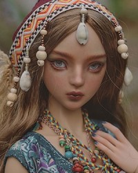 57cm Lilias Head 57cm Lilias Head