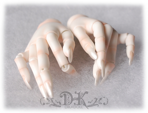 dk_3jointed_male_hands_02.jpg