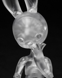 White Rabbit (Transparent Resin) White Rabbit (Transparent Resin)