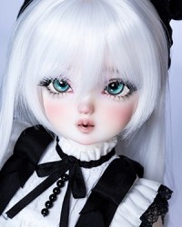 41cm Yvette Head