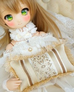 BJD Pillow-03 Brown