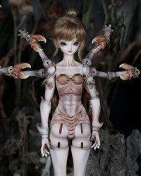 Crab Monster - Zi Yi