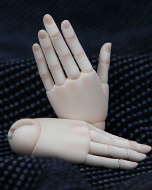 DF-H 1/4 MSD Jointed Hands - Click Image to Close