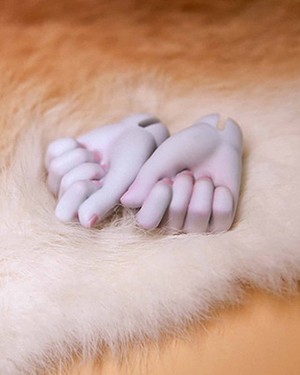 DF-H 56cm Boy Hand-04 - Click Image to Close