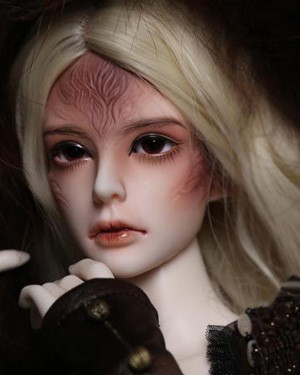 Karena (Creature) - Loss Of Brilliant (LE50) - Click Image to Close