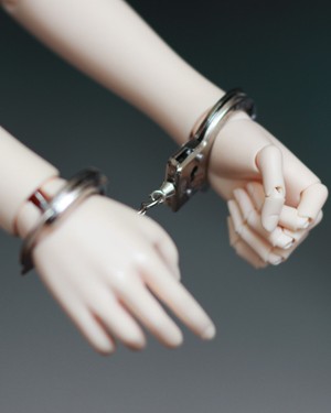 BJD Handcuffs 1/3 - Click Image to Close